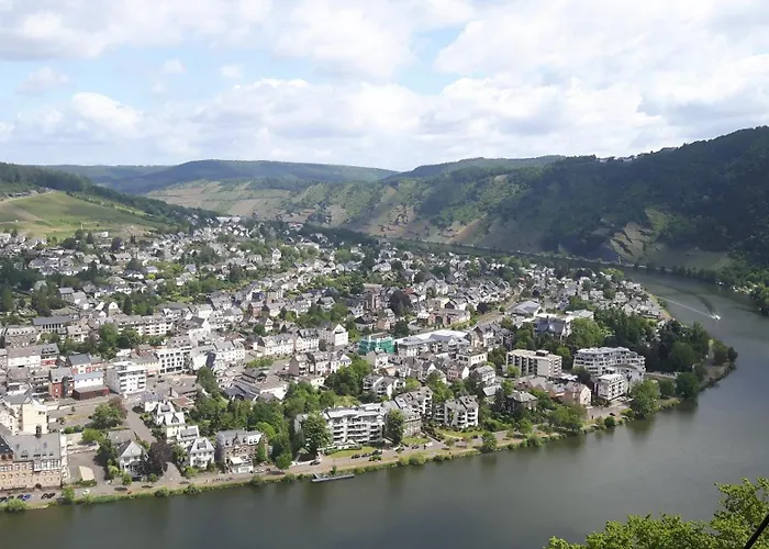 Trasser アパート トラーベン・トラールバッハ